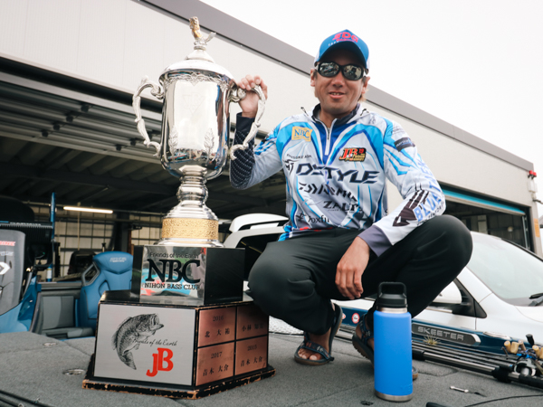 青木大介プロが8年ぶり4度目のJBワールドチャンピオンを獲得！