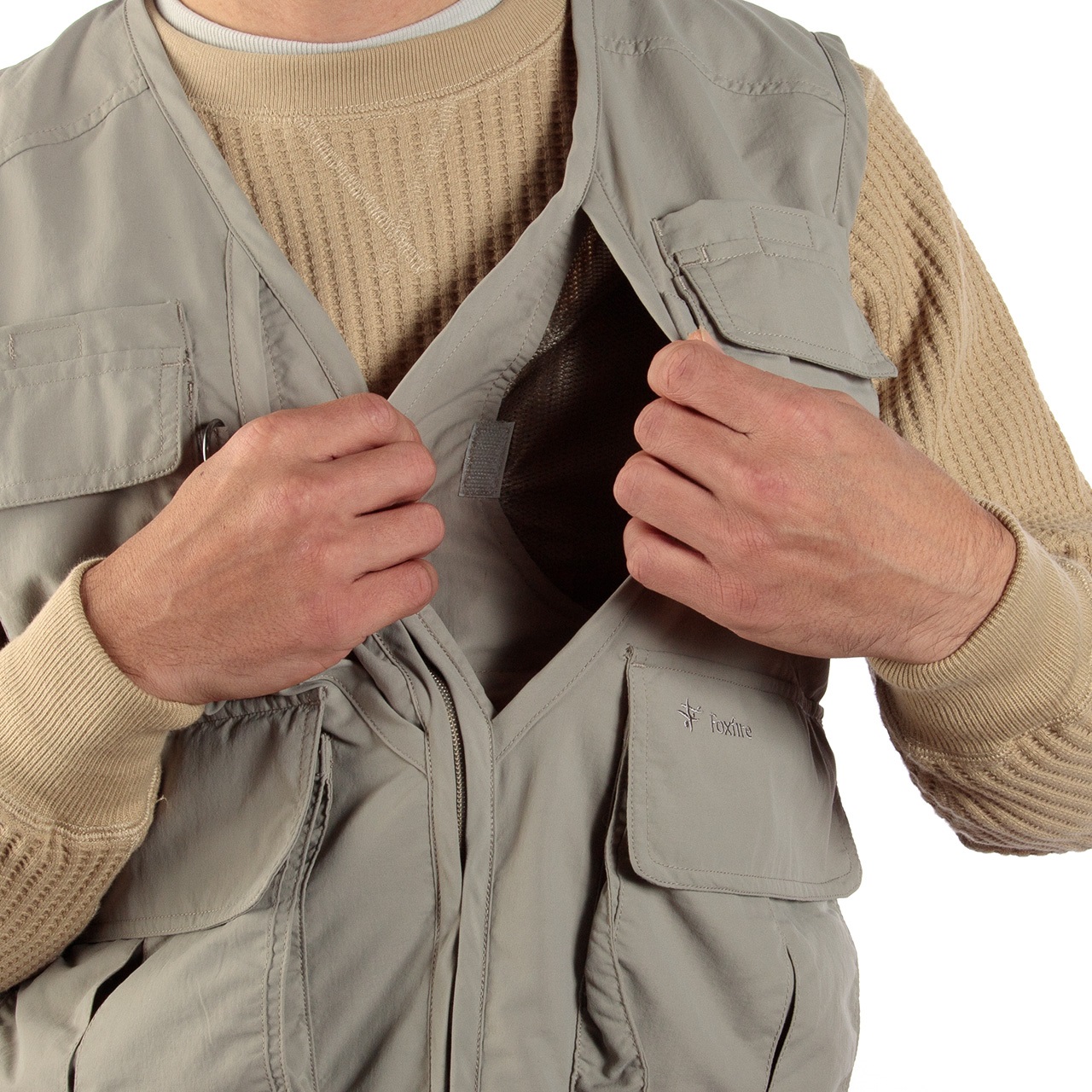 最終価格　新品未使用タグ付き　Foxfire ガイドベスト　Lサイズ 最終価格 新品未使用タグ付き Foxfire ガイドベスト Lサイズ ガイド