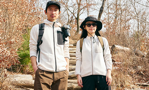 グリッドウールフーディ着用