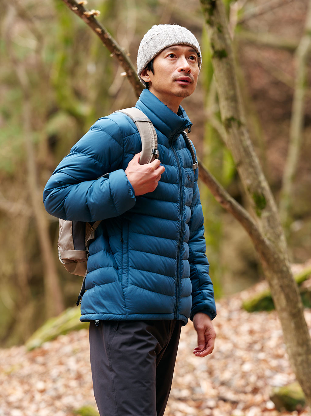 PFユニットダウンジャケット着用