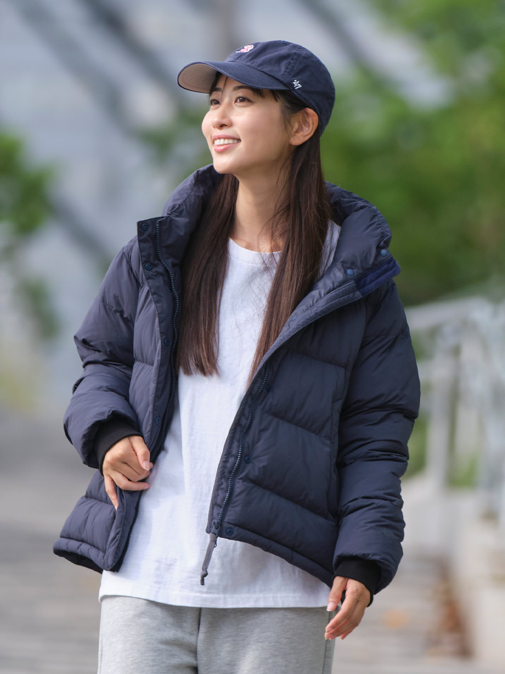 マイクロパフボリュームネックジャケット着用