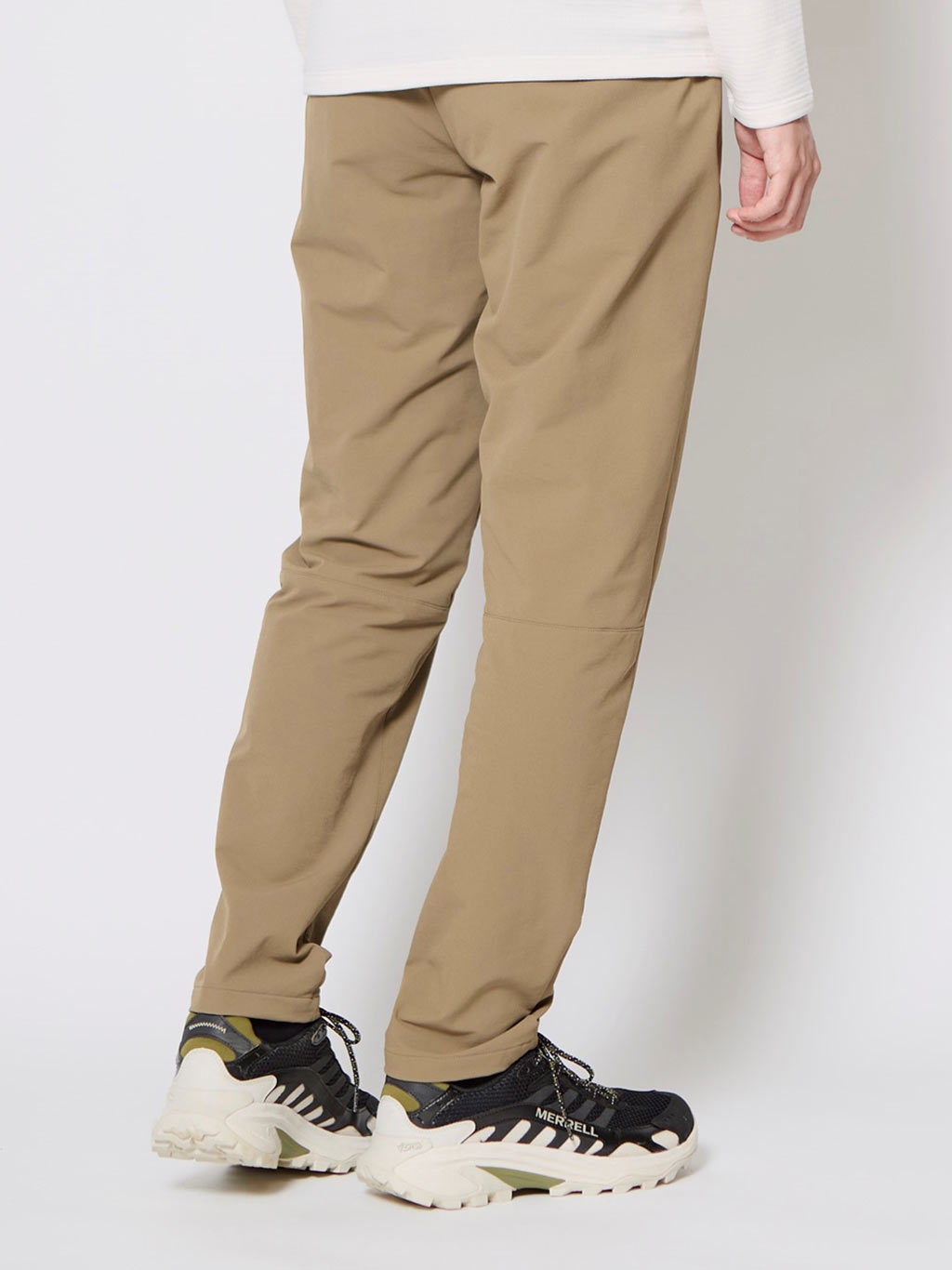 トレックコアパンツ着用