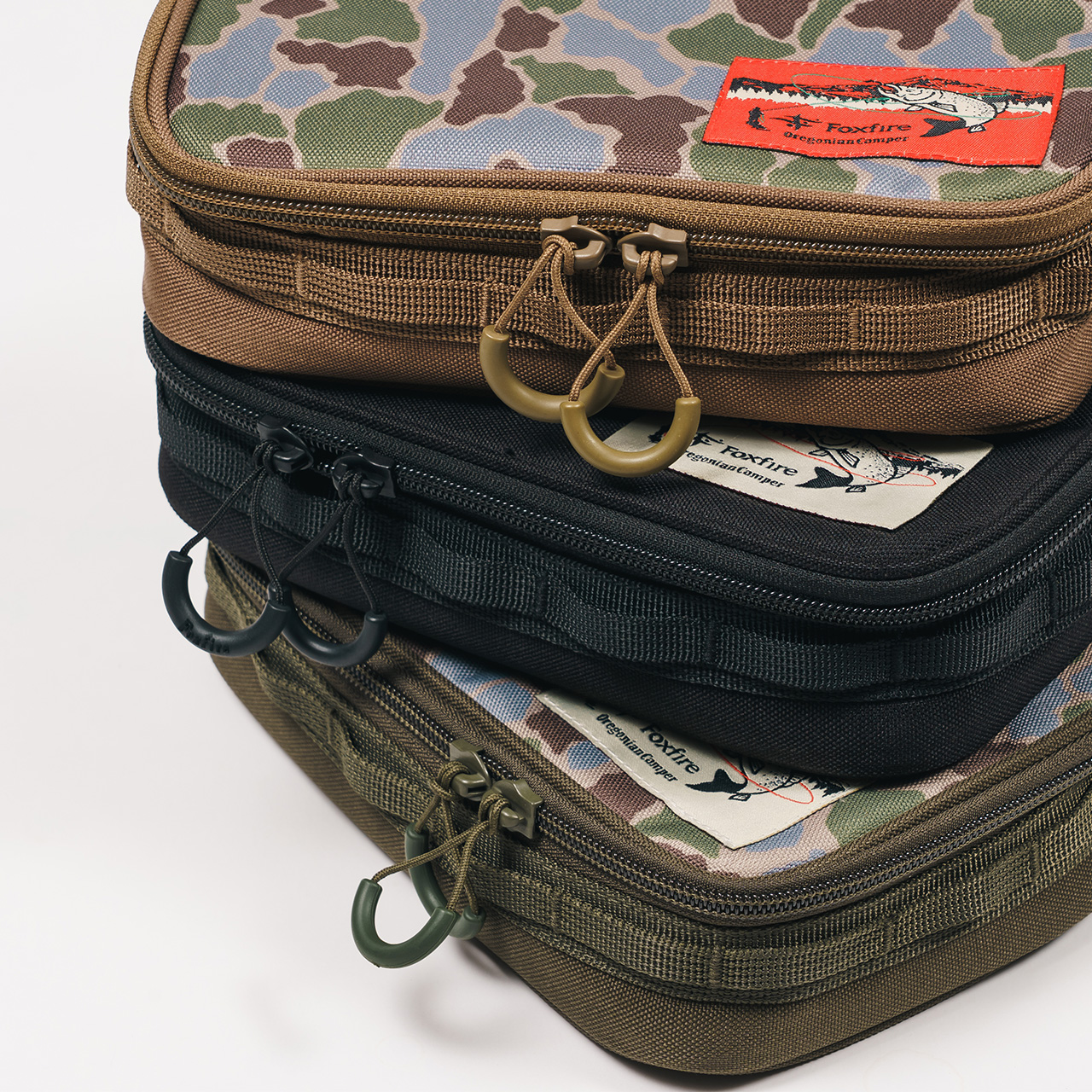 FEカモマルチポーチ