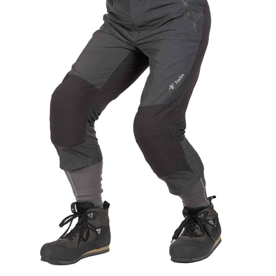 ニーパッド挿入後着用画像